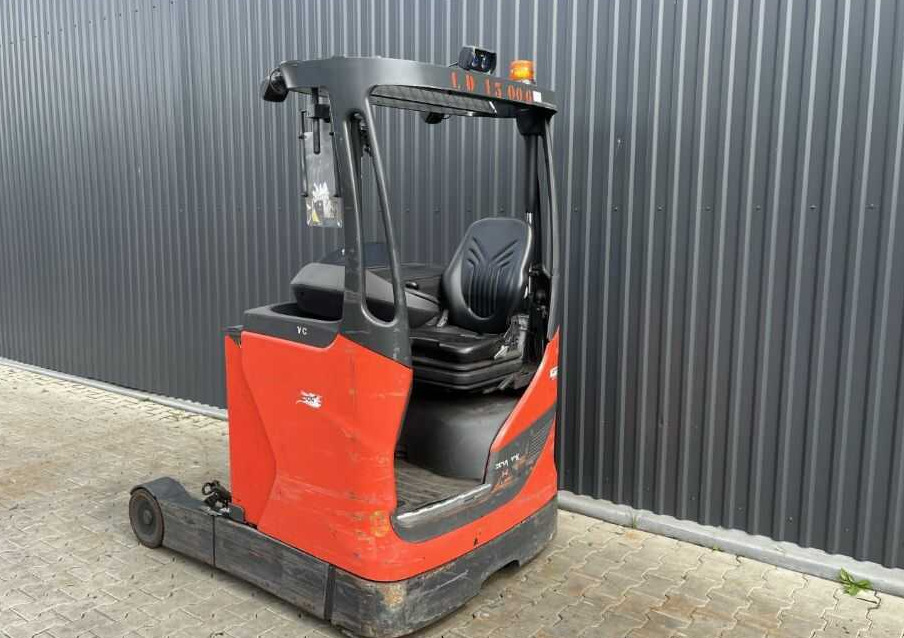 Linde R14 - Reach truck: picture 3 Linde R14 - Reach truck: picture 3