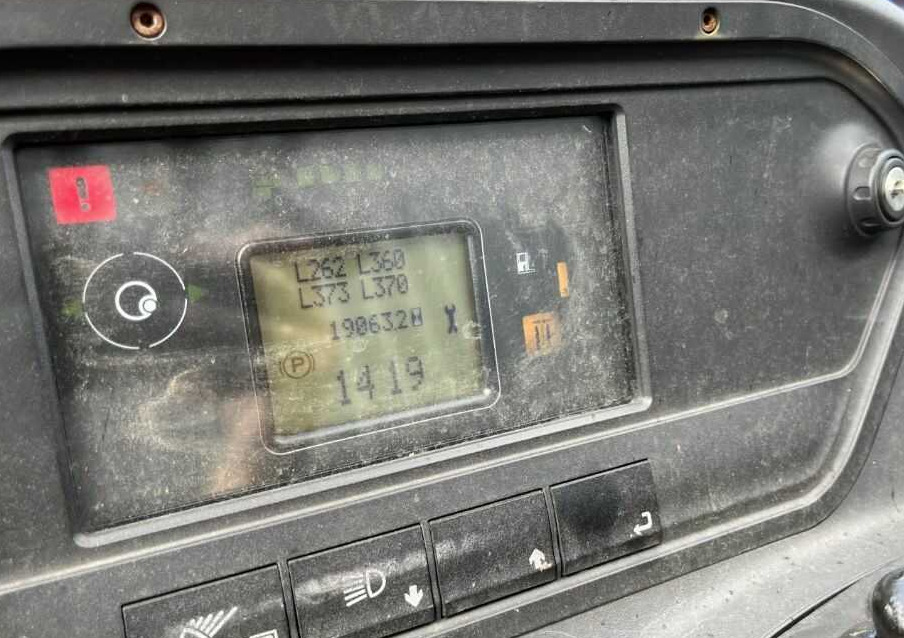 Linde R14 - Reach truck: picture 5 Linde R14 - Reach truck: picture 5