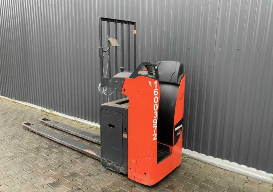 Linde T20S - Pallet truck: picture 3 Linde T20S - Pallet truck: picture 3