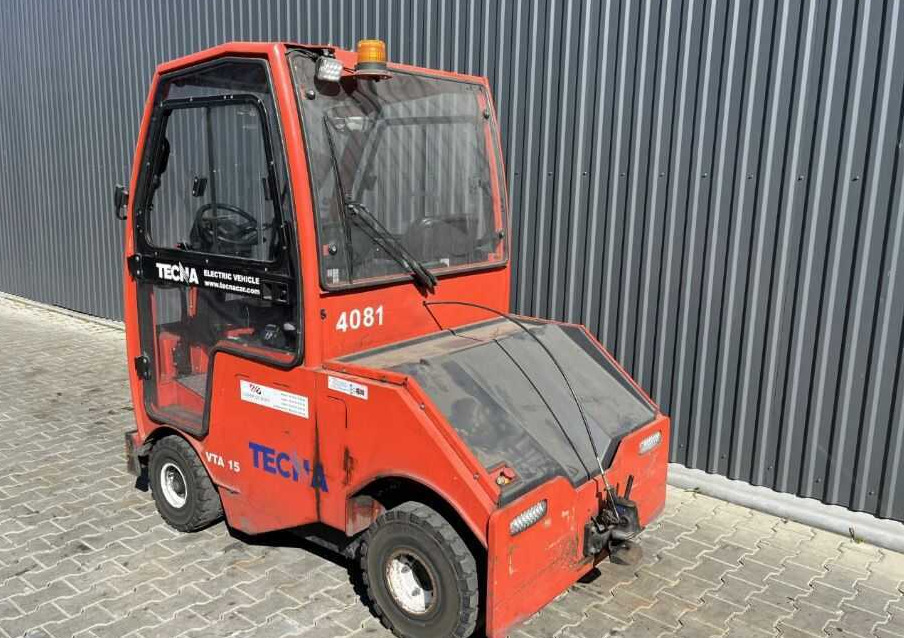 Tecna VTA15 - Tow tractor: picture 3 Tecna VTA15 - Tow tractor: picture 3