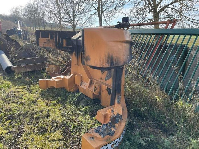 Case CX245SR - Counterweight for Construction machinery: picture 4 Case CX245SR - Counterweight for Construction machinery: picture 4