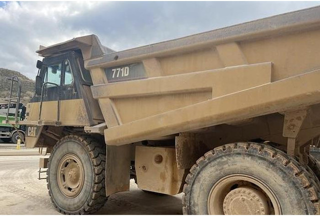 Caterpillar 771D - Dumper: picture 3 Caterpillar 771D - Dumper: picture 3