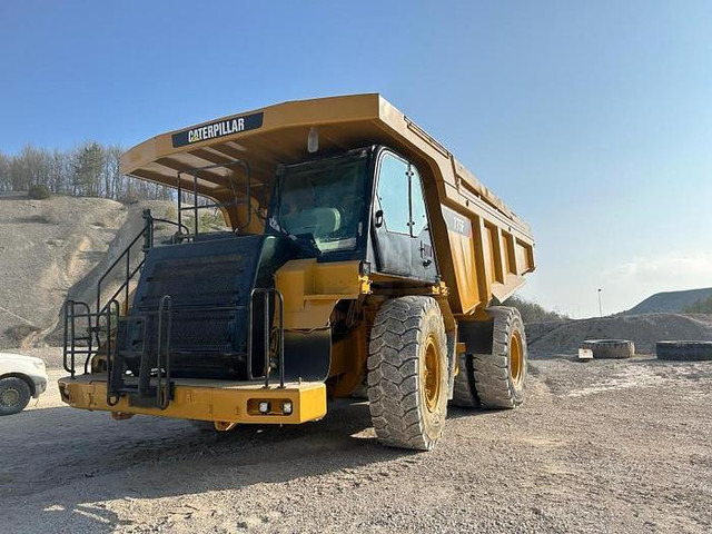 Caterpillar 775F - Dumper: picture 1 Caterpillar 775F - Dumper: picture 1