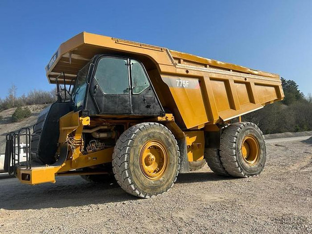 Caterpillar 775F - Dumper: picture 2 Caterpillar 775F - Dumper: picture 2