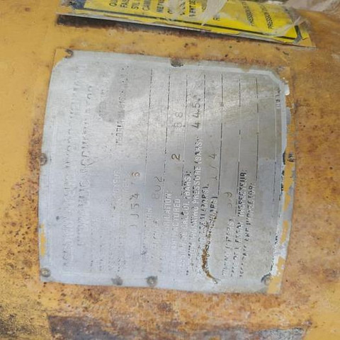 Caterpillar HG/08 VERRIN BENNE 769C 769D 771C 771D - - Suspension: picture 4 Caterpillar HG/08 VERRIN BENNE 769C 769D 771C 771D - - Suspension: picture 4