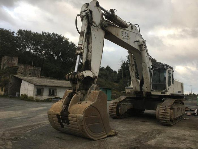 Liebherr R974B SHD - Excavator: picture 3 Liebherr R974B SHD - Excavator: picture 3