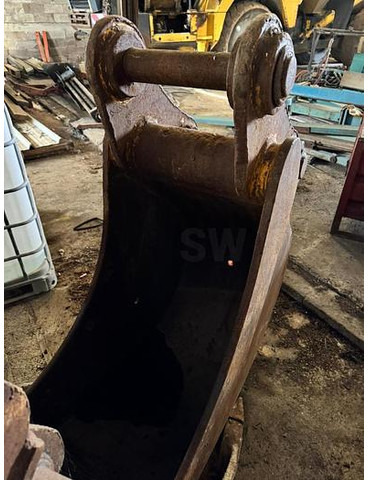 Volvo EC220 - Bucket: picture 1 Volvo EC220 - Bucket: picture 1