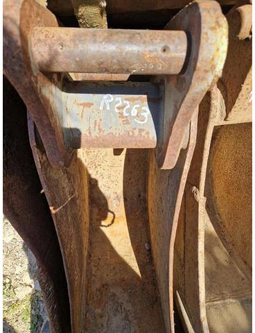 Volvo S45 - Bucket: picture 1 Volvo S45 - Bucket: picture 1