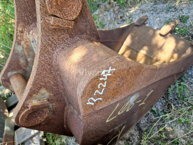 Volvo S45 - Bucket: picture 4 Volvo S45 - Bucket: picture 4