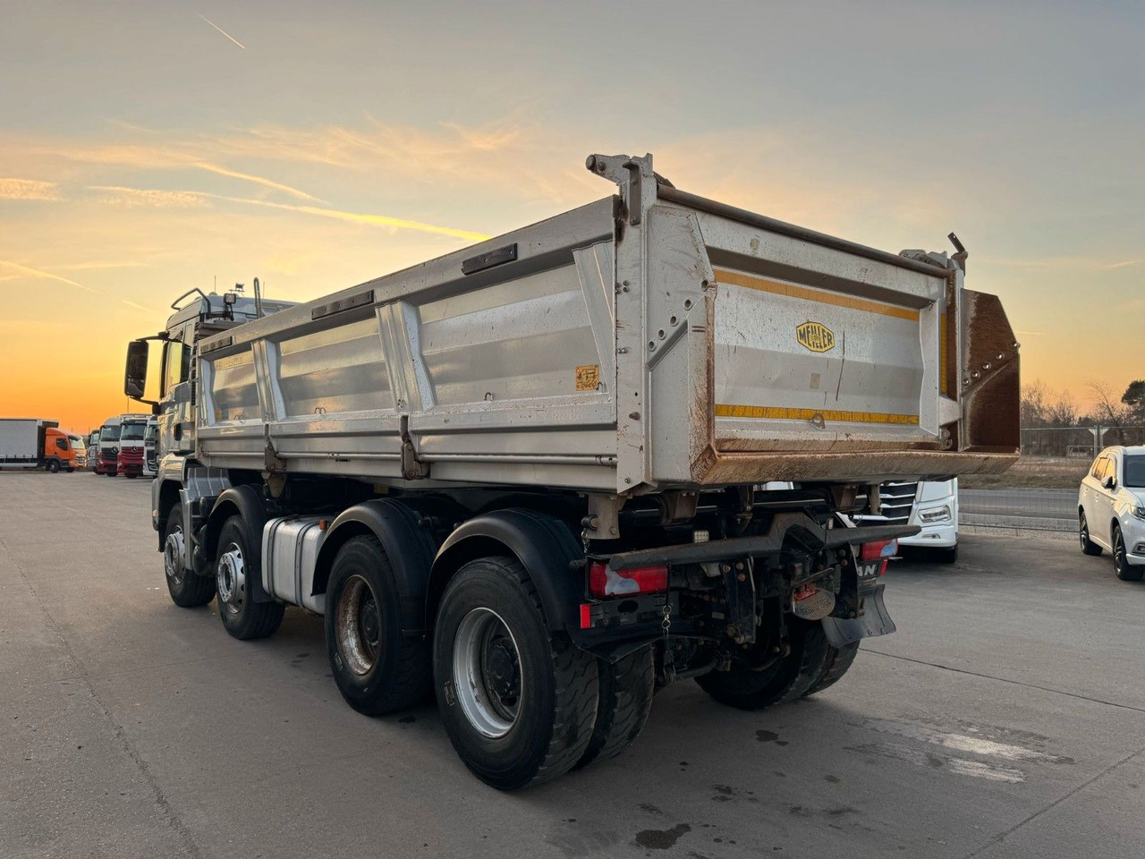 MAN TGS 41.470 * DREISEITENKIPPER * WASSERVERLUST * - Tipper: picture 5 MAN TGS 41.470 * DREISEITENKIPPER * WASSERVERLUST * - Tipper: picture 5