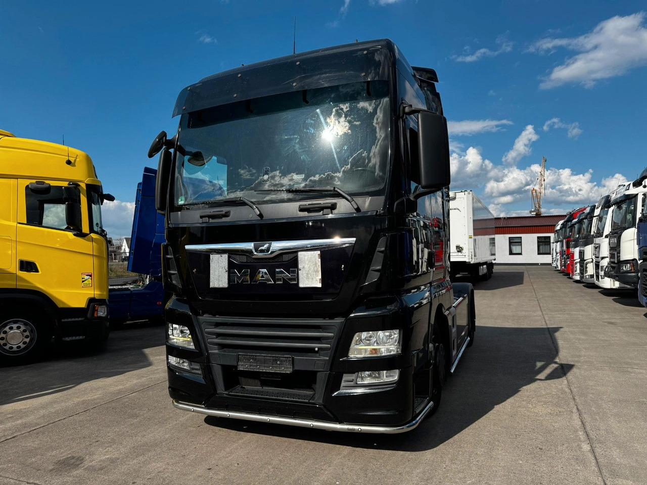 MAN TGX 18.500 * XXL * VOLLVERKLEIDUNG * - Tractor unit: picture 3 MAN TGX 18.500 * XXL * VOLLVERKLEIDUNG * - Tractor unit: picture 3