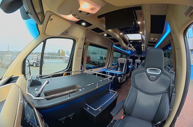 Mercedes-Benz Sprinter 319 VIP 8+1 - Minibus, Passenger van: picture 4 Mercedes-Benz Sprinter 319 VIP 8+1 - Minibus, Passenger van: picture 4