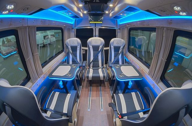 Mercedes-Benz Sprinter 319 VIP 8+1 - Minibus, Passenger van: picture 3 Mercedes-Benz Sprinter 319 VIP 8+1 - Minibus, Passenger van: picture 3