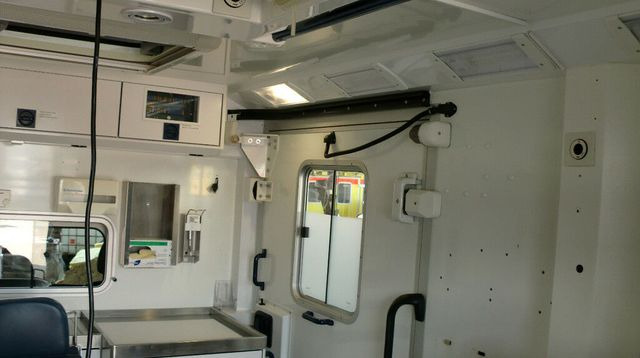 Mercedes-Benz Sprinter 516 CDI 4x4 WAS Koffer // Garantie // - Ambulance: picture 4 Mercedes-Benz Sprinter 516 CDI 4x4 WAS Koffer // Garantie // - Ambulance: picture 4