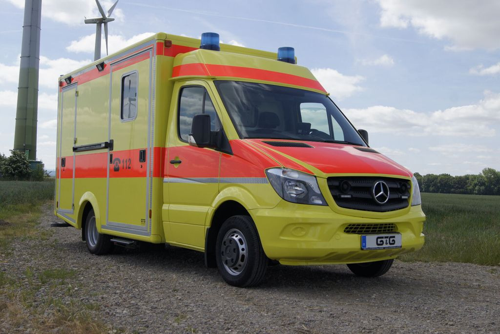 Mercedes-Benz Sprinter 519 // Mod. 2017 // 1 J Garantie // - Ambulance: picture 3 Mercedes-Benz Sprinter 519 // Mod. 2017 // 1 J Garantie // - Ambulance: picture 3
