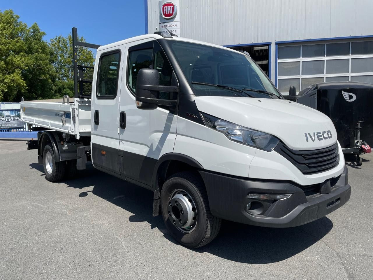 Iveco Daily 70C18H DK - Tipper van: picture 2 Iveco Daily 70C18H DK - Tipper van: picture 2