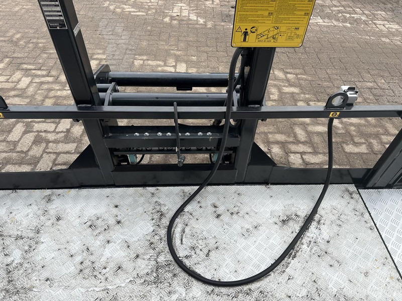 New Attachment Manitou werkbak - Nieuw: picture 11