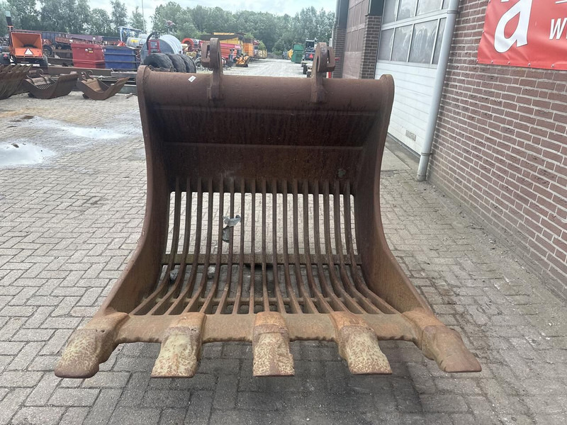 CW 40 - Bucket for Excavator: picture 3 CW 40 - Bucket for Excavator: picture 3
