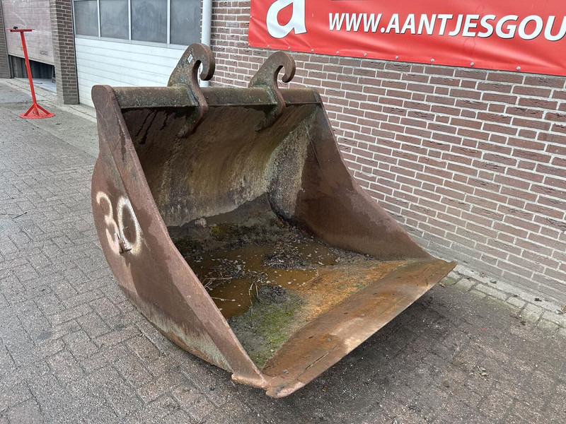 Dieplepel CW 40 - Gebruikt - Bucket for Excavator: picture 2 Dieplepel CW 40 - Gebruikt - Bucket for Excavator: picture 2