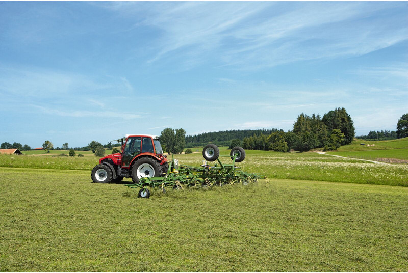 Krone getrokken schudders KWT met wielstel - Tedder/ Rake: picture 2 Krone getrokken schudders KWT met wielstel - Tedder/ Rake: picture 2