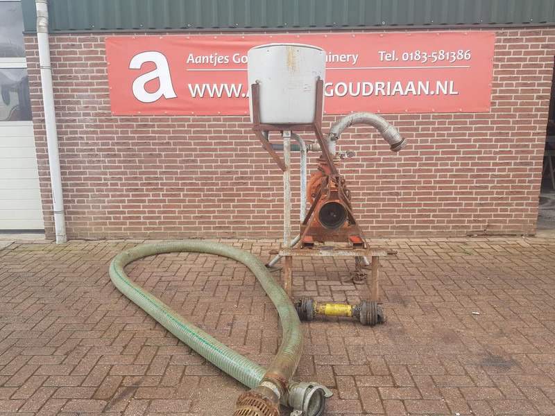 Landini waterpomp - Water pump: picture 1 Landini waterpomp - Water pump: picture 1