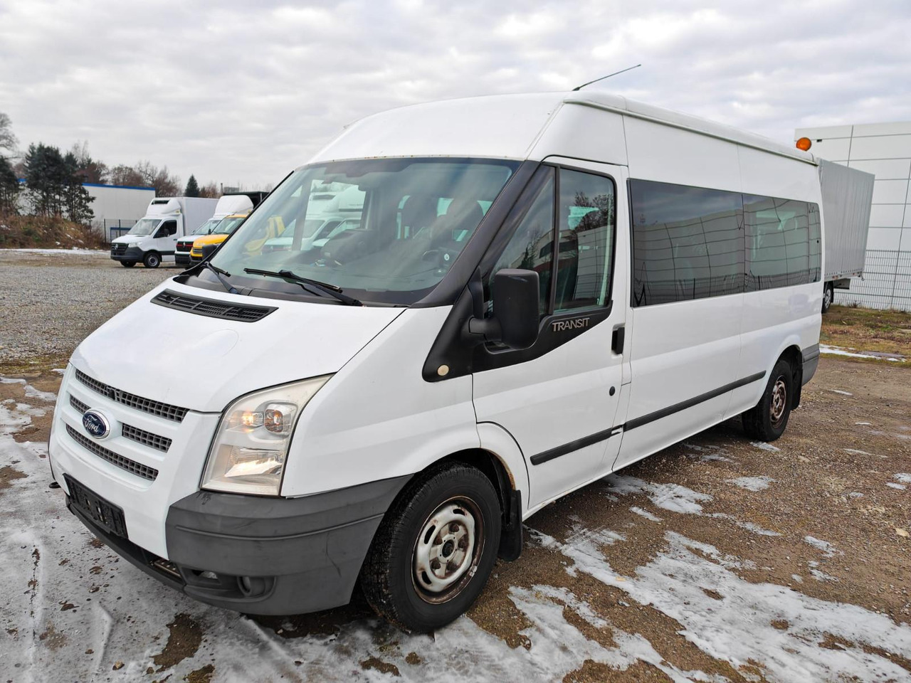 Ford Transit Trend Behindertengercht Rollstuhl 9 sitz - Station wagon: picture 1 Ford Transit Trend Behindertengercht Rollstuhl 9 sitz - Station wagon: picture 1