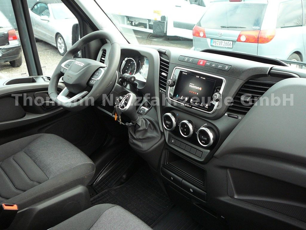 New Autotransporter truck, Commercial vehicle Iveco Daily 35S18 Autotransporter Aut. Luftfed. NAVI: picture 6