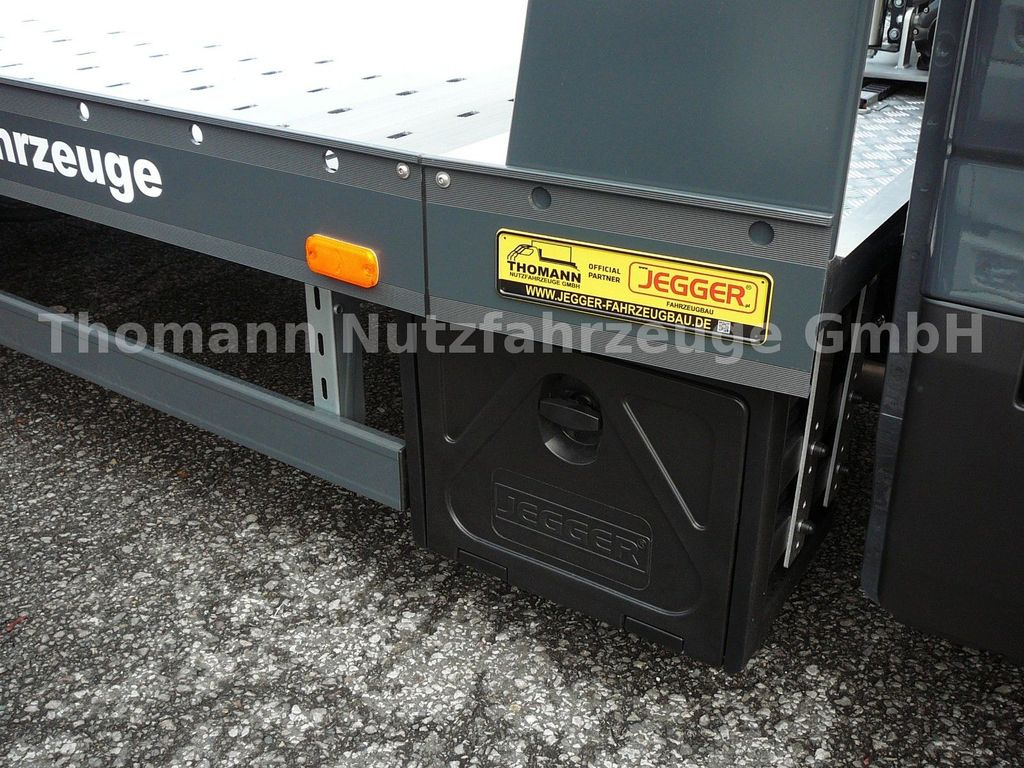 Iveco Daily 35S18 Autotransporter Aut. Luftfed. NAVI Iveco Daily 35S18 Autotransporter Aut. Luftfed. NAVI - Autotransporter truck, Commercial vehicle: picture 4 Iveco Daily 35S18 Autotransporter Aut. Luftfed. NAVI Iveco Daily 35S18 Autotransporter Aut. Luftfed. NAVI - Autotransporter truck, Commercial vehicle: picture 4