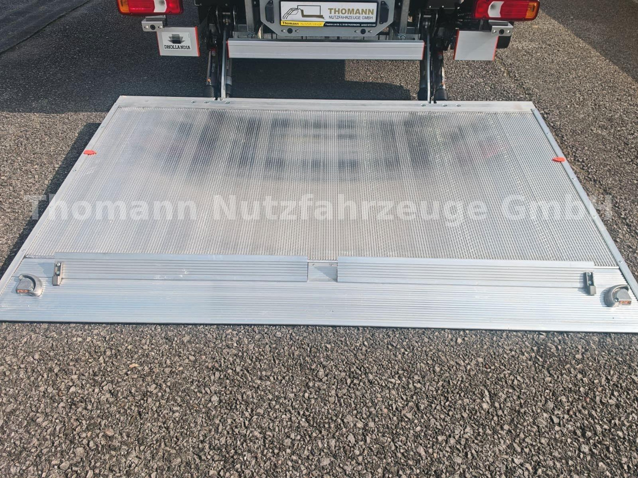 New Box van Iveco Daily 35S18 Koffer + LBW Navi/ACC Tempomat: picture 22