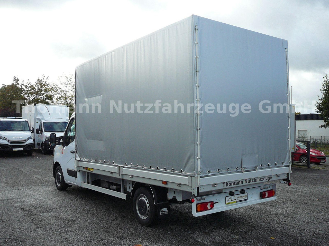 Renault Master by Trucks Pritsche Plane Vollalu Renault Master by Trucks Pritsche Plane Vollalu - Curtain side van: picture 4 Renault Master by Trucks Pritsche Plane Vollalu Renault Master by Trucks Pritsche Plane Vollalu - Curtain side van: picture 4