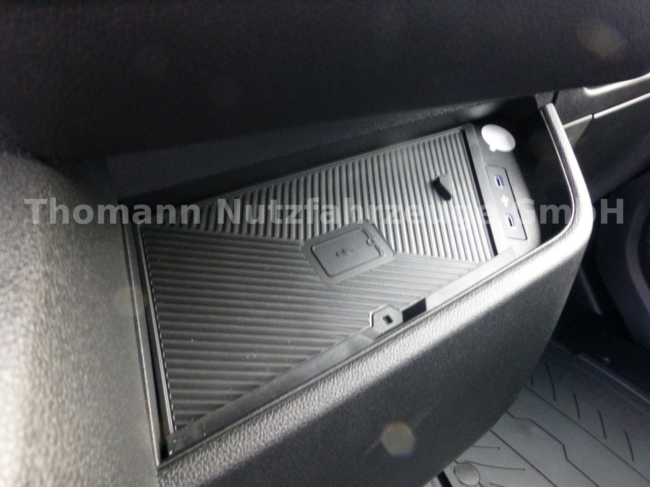 Refrigerated van Renault NEW Master 2025 Kühlkoffer LBW Xarios 300 Premiu: picture 17