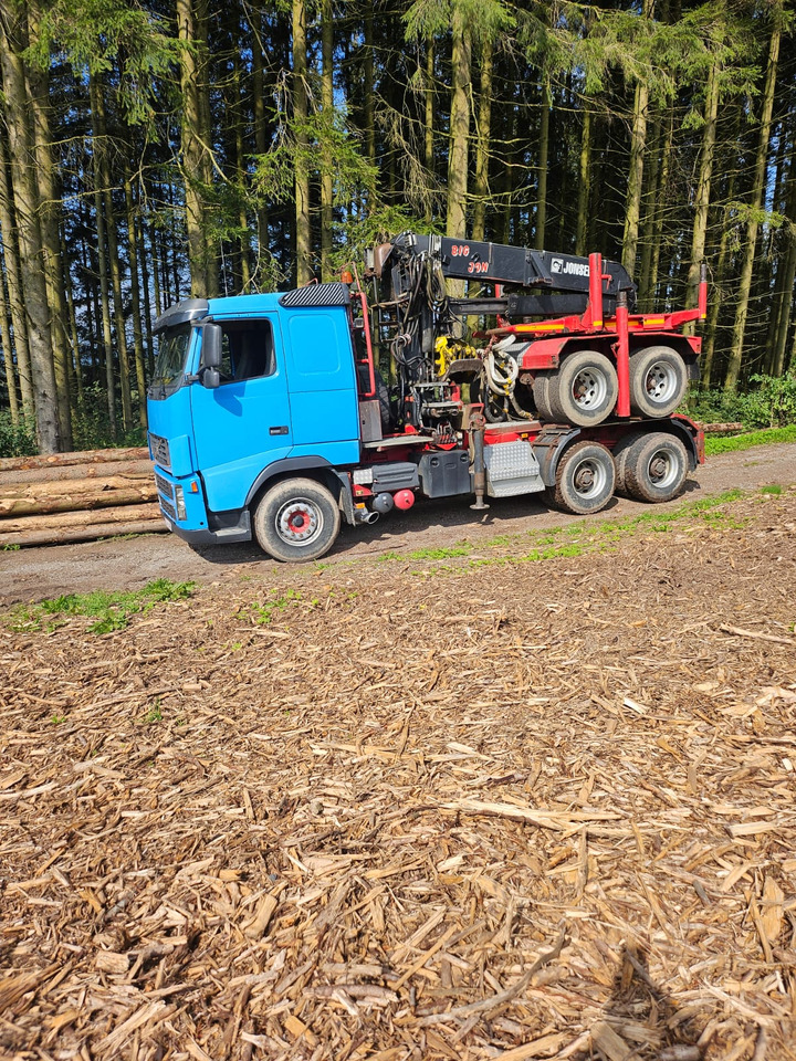 VOLVO FH16 - Logging truck: picture 5 VOLVO FH16 - Logging truck: picture 5