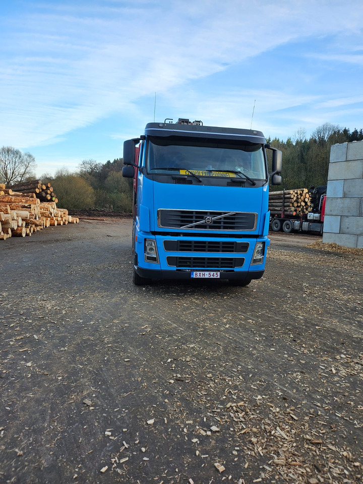 VOLVO FH16 - Logging truck: picture 3 VOLVO FH16 - Logging truck: picture 3