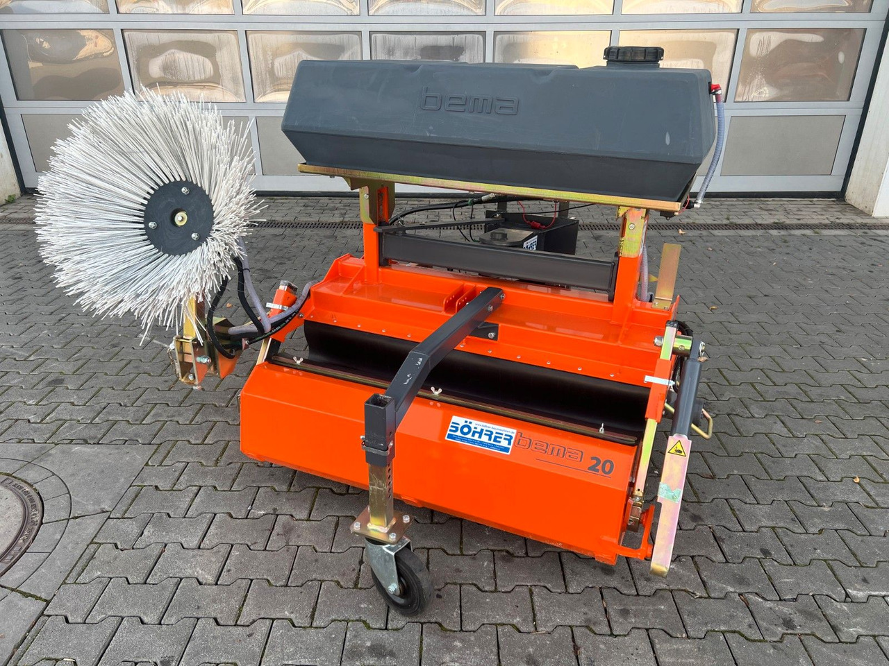 Bema 20 BK Kehrmaschine / Kramer 5040 / 2023 - Broom: picture 3 Bema 20 BK Kehrmaschine / Kramer 5040 / 2023 - Broom: picture 3