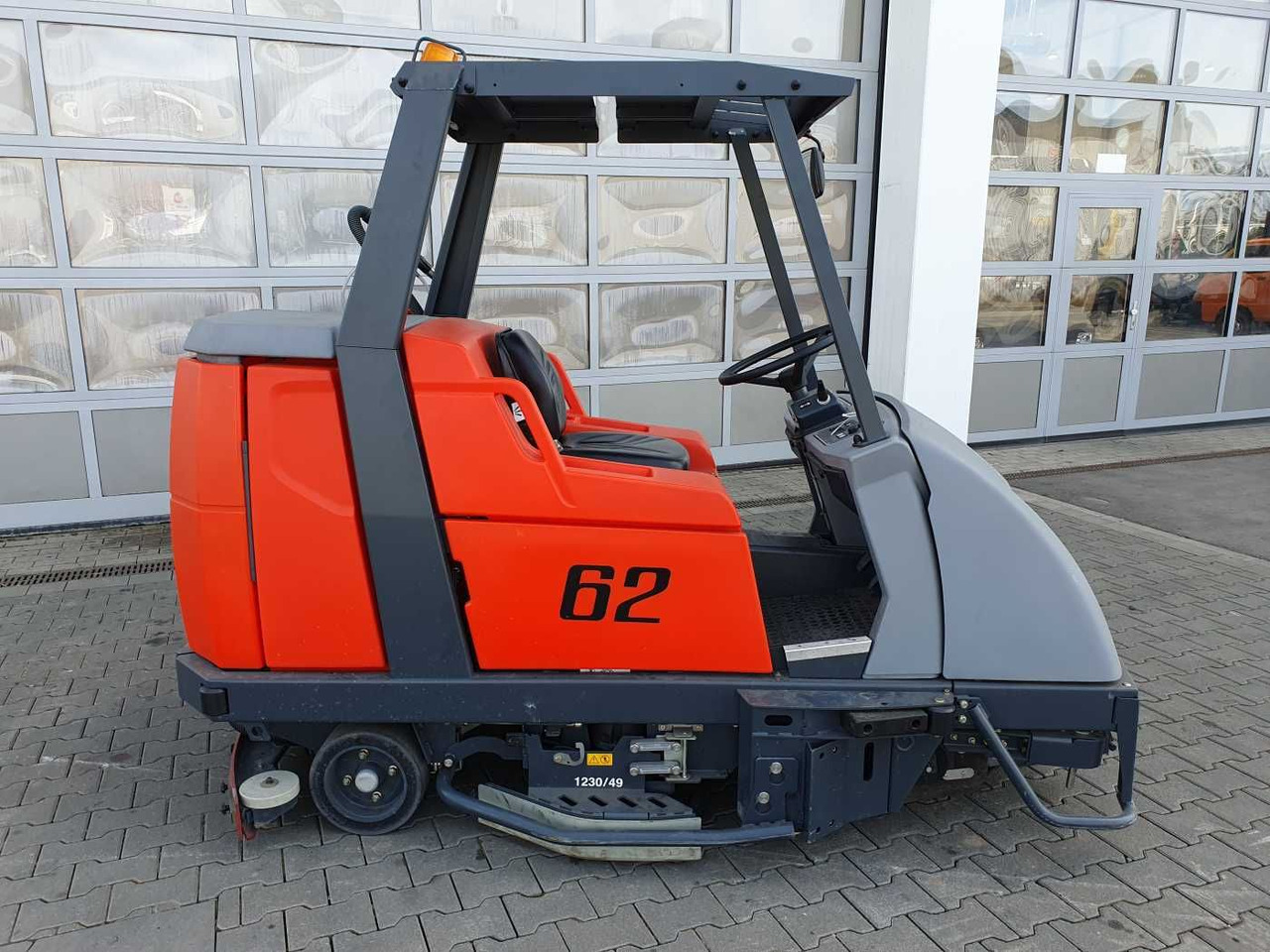 Hako Scrubmaster B310 R CL / nur 418h! / 2016 - Scrubber dryer: picture 2 Hako Scrubmaster B310 R CL / nur 418h! / 2016 - Scrubber dryer: picture 2