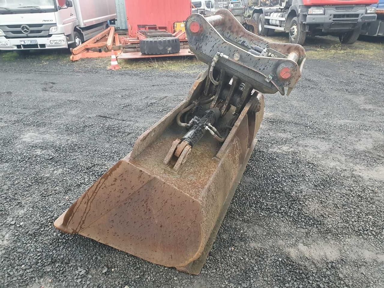 Hydraulischer Grabenräumlöffel / schwenkbar OQ80 - Excavator bucket: picture 4 Hydraulischer Grabenräumlöffel / schwenkbar OQ80 - Excavator bucket: picture 4