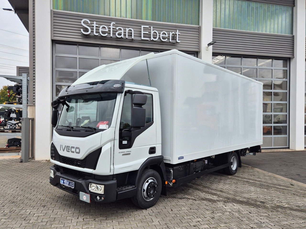 Iveco Eurocargo ML75E21/P LBW Spoiler 3 Sitze Klima - Box van: picture 1 Iveco Eurocargo ML75E21/P LBW Spoiler 3 Sitze Klima - Box van: picture 1