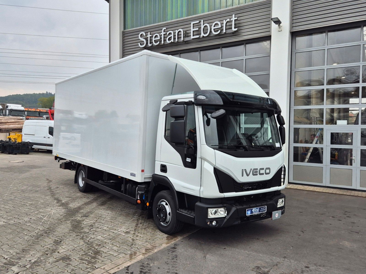 Iveco Eurocargo ML75E21/P LBW Spoiler 3 Sitze Klima - Box van: picture 3 Iveco Eurocargo ML75E21/P LBW Spoiler 3 Sitze Klima - Box van: picture 3