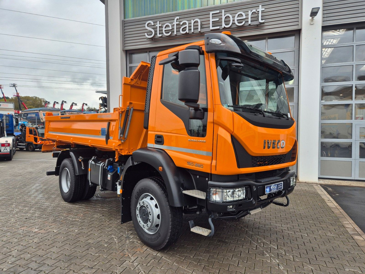 Iveco ML150E28W 4x4 Meiller Dreiseitenkipper 2xAHK - Tipper: picture 3 Iveco ML150E28W 4x4 Meiller Dreiseitenkipper 2xAHK - Tipper: picture 3