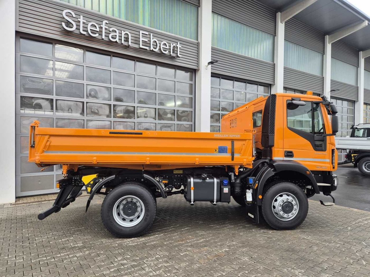 Iveco ML150E28W 4x4 Meiller Dreiseitenkipper 2xAHK - Tipper: picture 5 Iveco ML150E28W 4x4 Meiller Dreiseitenkipper 2xAHK - Tipper: picture 5