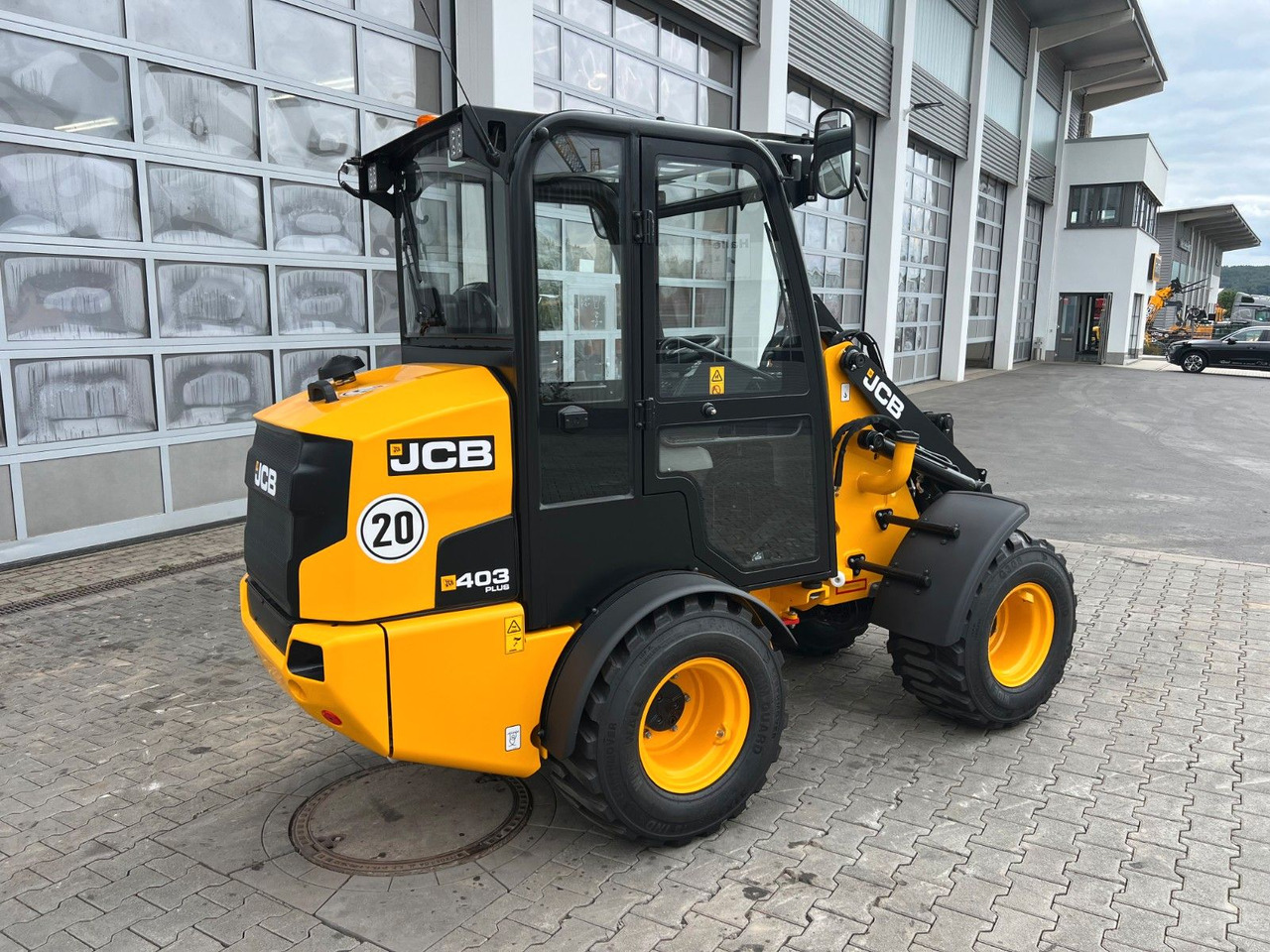 JCB 403 Plus / Neufahrzeug / 2025 / Gabel / Schaufel - Wheel loader: picture 3 JCB 403 Plus / Neufahrzeug / 2025 / Gabel / Schaufel - Wheel loader: picture 3