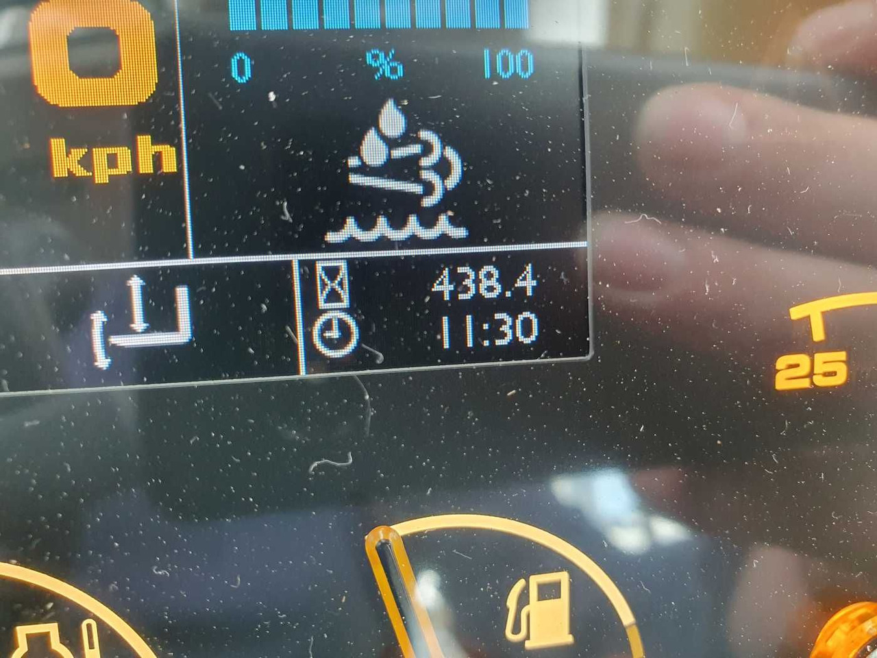 Telescopic handler JCB 541-70 / nur 438h / 2022 / 4.100kg / 7m / 109PS: picture 14