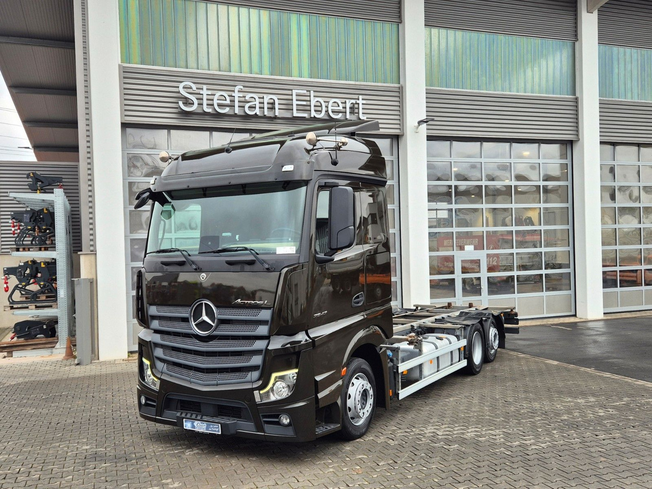 Mercedes-Benz Actros 2543 LnR 6x2 Retarder - Container transporter/ Swap body truck: picture 3 Mercedes-Benz Actros 2543 LnR 6x2 Retarder - Container transporter/ Swap body truck: picture 3