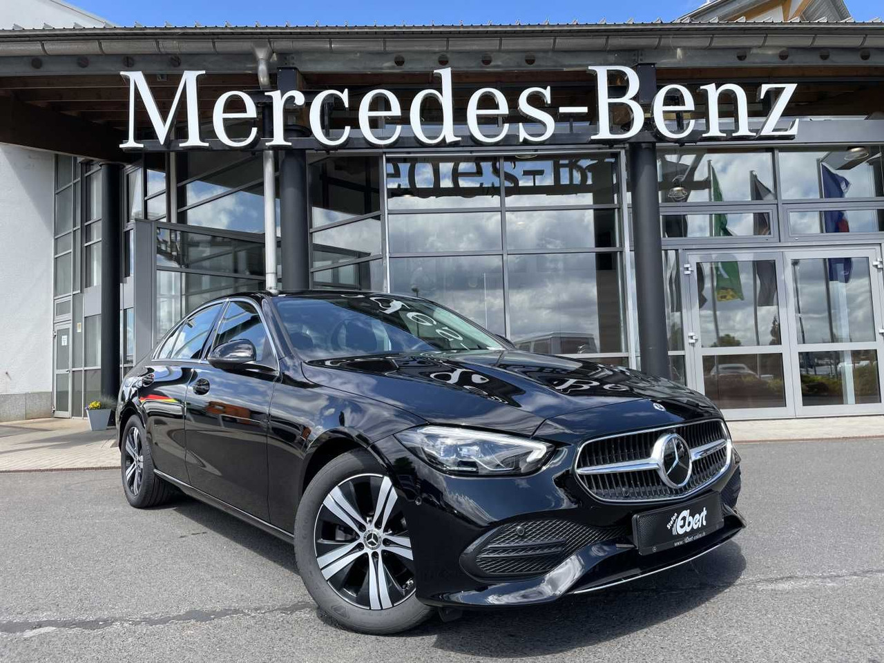 Mercedes-Benz C 180 9G Avantgarde Memory+Distr+ 360°+Keyless+L - Sedan: picture 1 Mercedes-Benz C 180 9G Avantgarde Memory+Distr+ 360°+Keyless+L - Sedan: picture 1