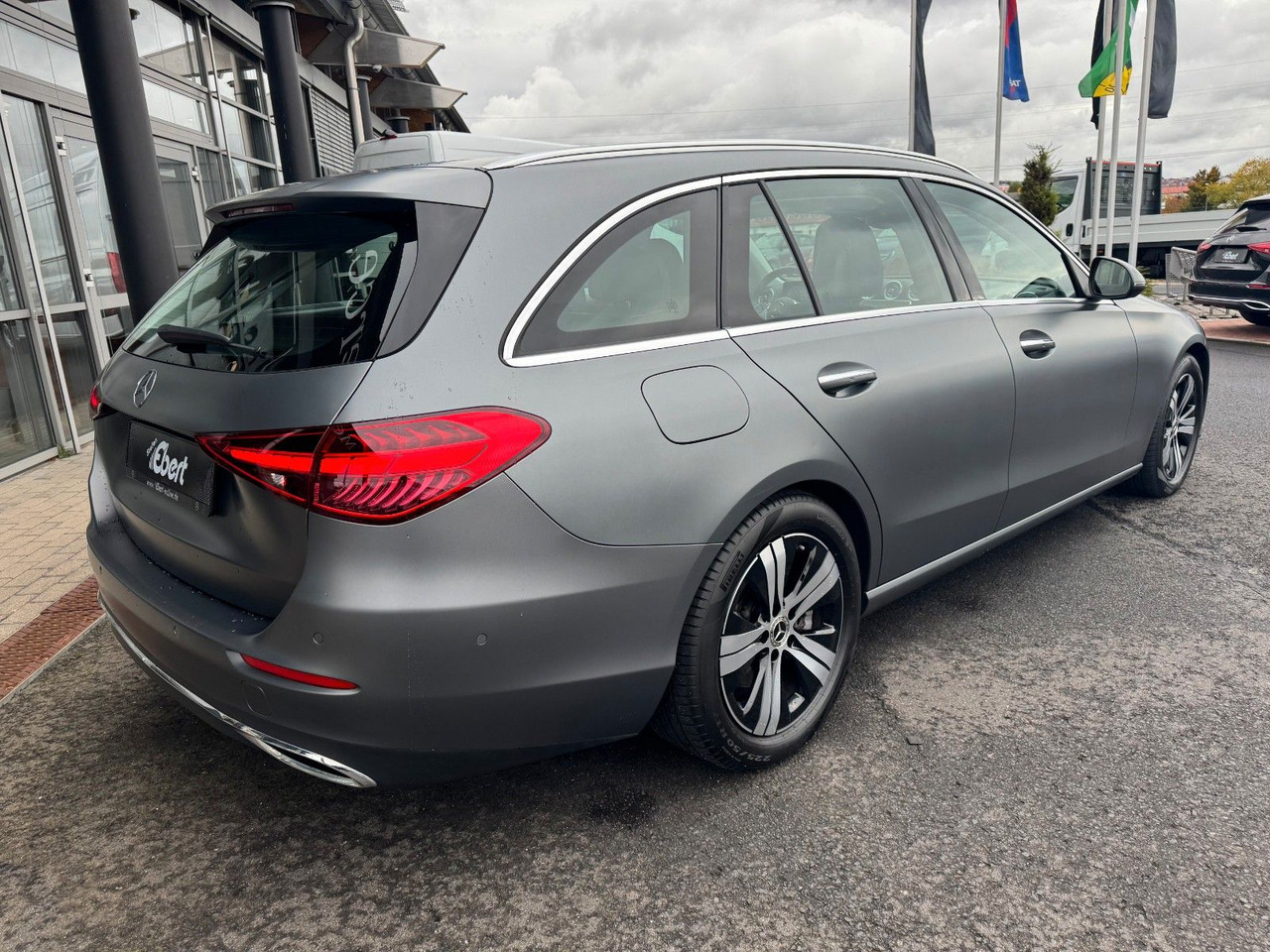 Mercedes-Benz C 220 d T AVANTGARDE AHK+Memory+HUD+Distr+Keyles - Station wagon: picture 4 Mercedes-Benz C 220 d T AVANTGARDE AHK+Memory+HUD+Distr+Keyles - Station wagon: picture 4