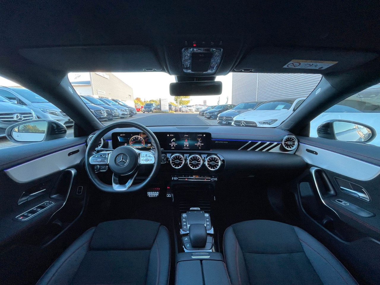 Coupe Mercedes-Benz CLA 35 AMG Aero+TotW+R-Kamera+Ambiente: picture 14