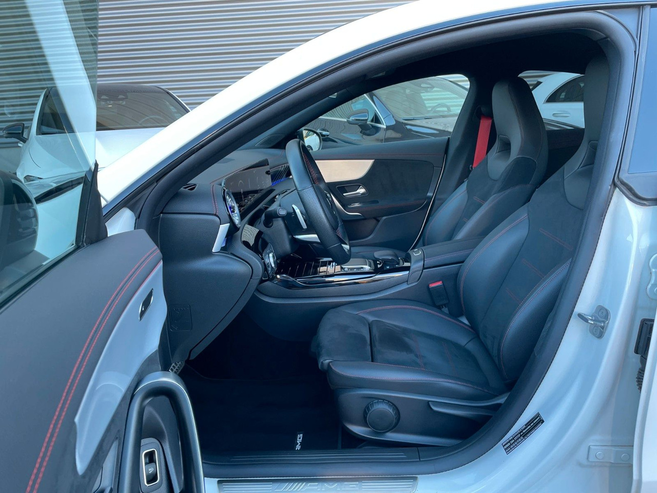 Coupe Mercedes-Benz CLA 35 AMG Aero+TotW+R-Kamera+Ambiente: picture 10