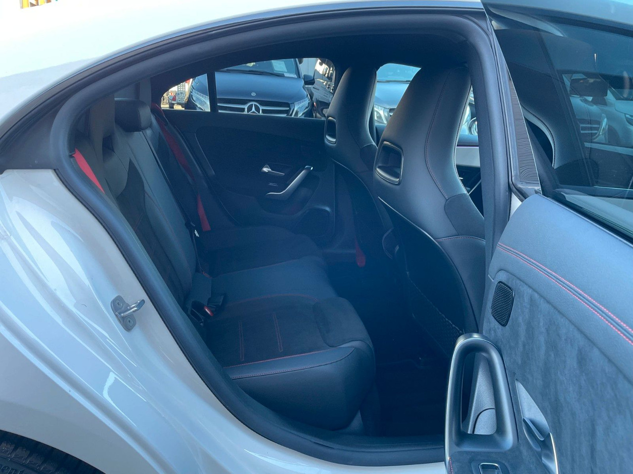 Coupe Mercedes-Benz CLA 35 AMG Aero+TotW+R-Kamera+Ambiente: picture 7
