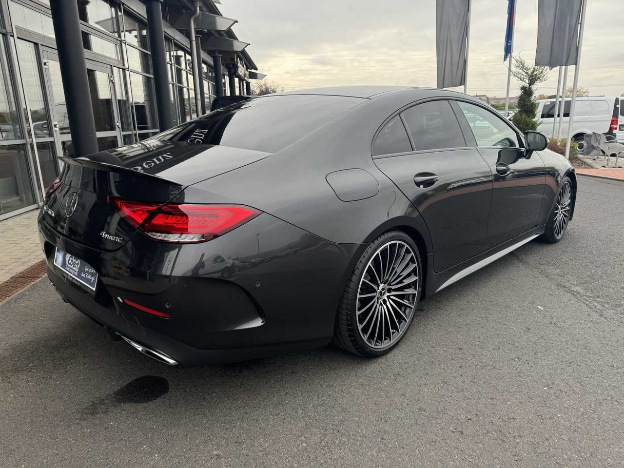 Mercedes-Benz CLS 400d AMG+Burmester+AirM+360+ Memory+Night - Car: picture 4 Mercedes-Benz CLS 400d AMG+Burmester+AirM+360+ Memory+Night - Car: picture 4