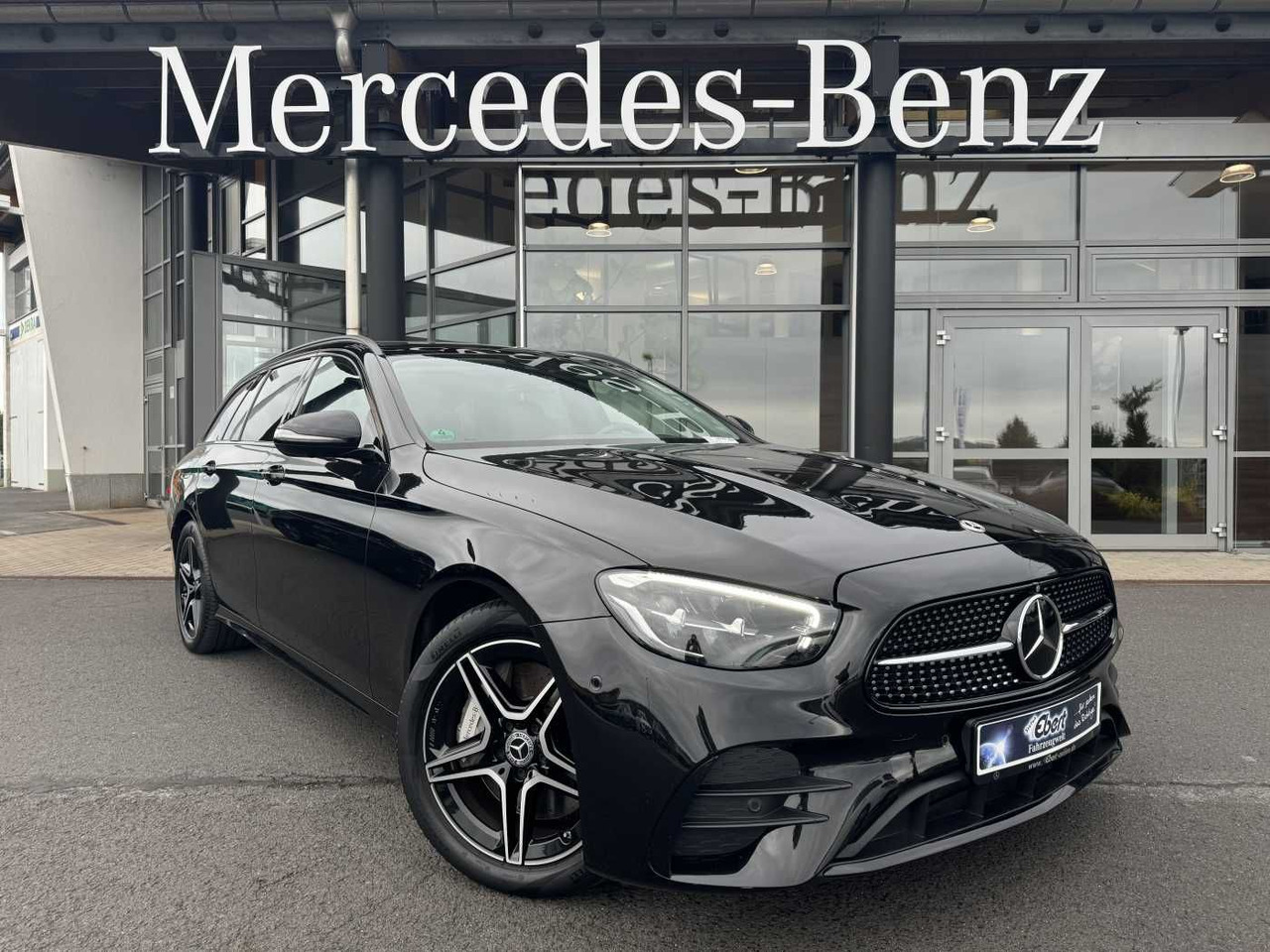 Mercedes-Benz E 300de T AMG+Pano+DistrPlus+Night +AHK+360+Ambi - Car: picture 1 Mercedes-Benz E 300de T AMG+Pano+DistrPlus+Night +AHK+360+Ambi - Car: picture 1